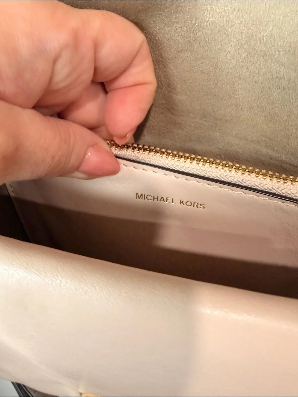 Michael Kors mild used
